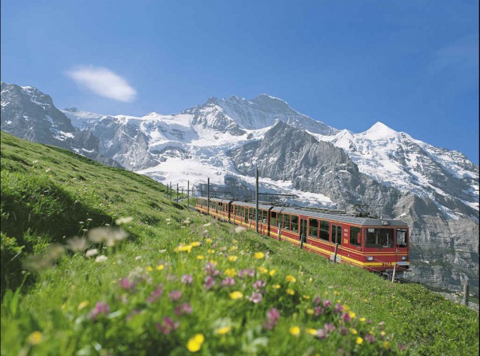 4_Jungfraubahn  - Schoene Aussichten Touristik